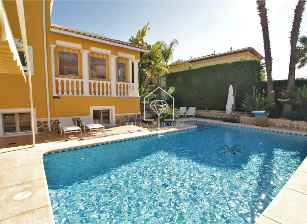 Revente - Villa - Calpe - Calpe urbanizaciones