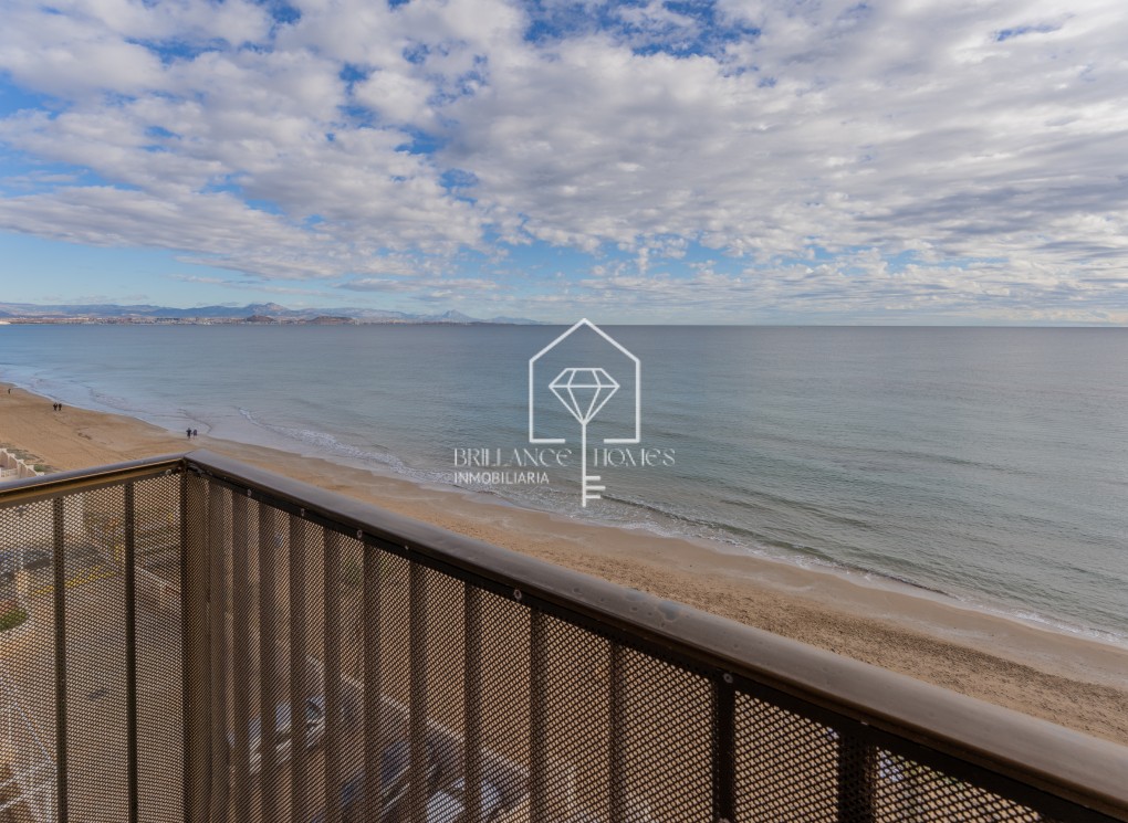 Sale - Apartment / flat - Los Arenales del Sol - Arenales