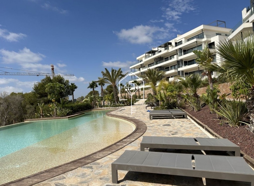 Sale - Apartment - Las Colinas Golf