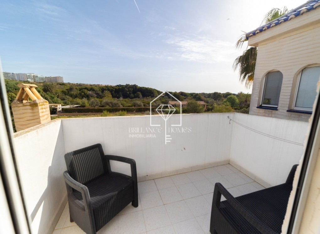 Sale - Bungalow - Los Arenales del Sol - Arenales