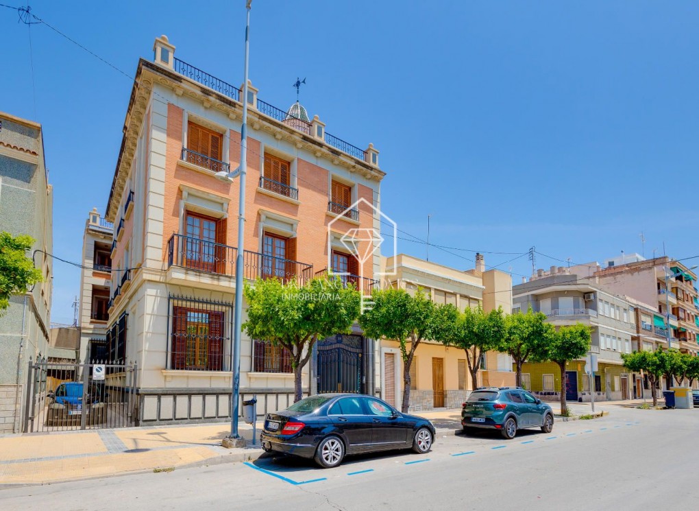 Sale - detached house - Callosa De Segura