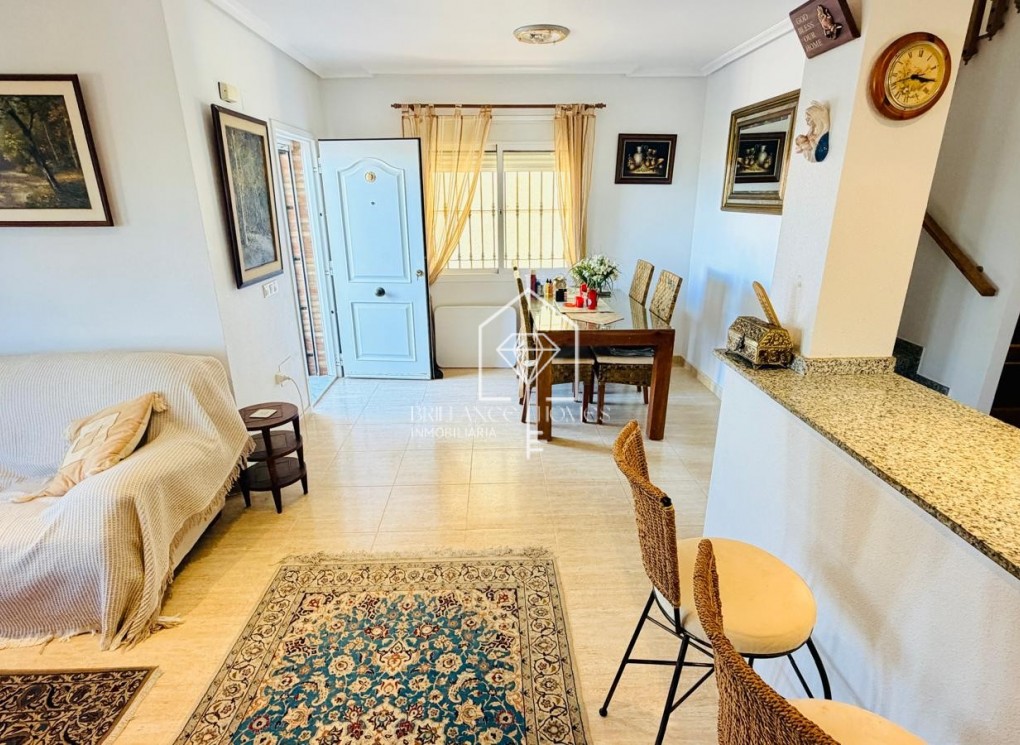 Sale - Detached villa - Los Montesinos - La Herrada
