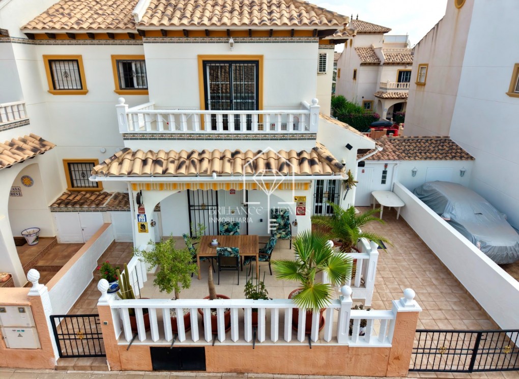 Sale - Semi Detached Villa - Lomas de Cabo Roig - Orihuela Costa