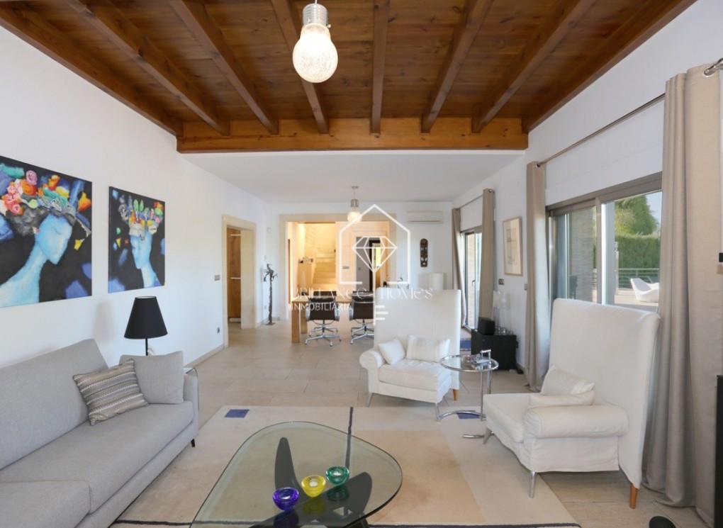 Sale - Villa - Jávea