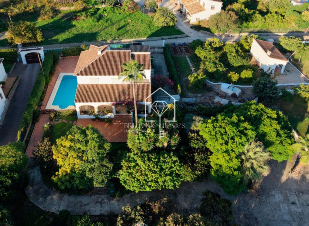 Sale - Villa - Jávea