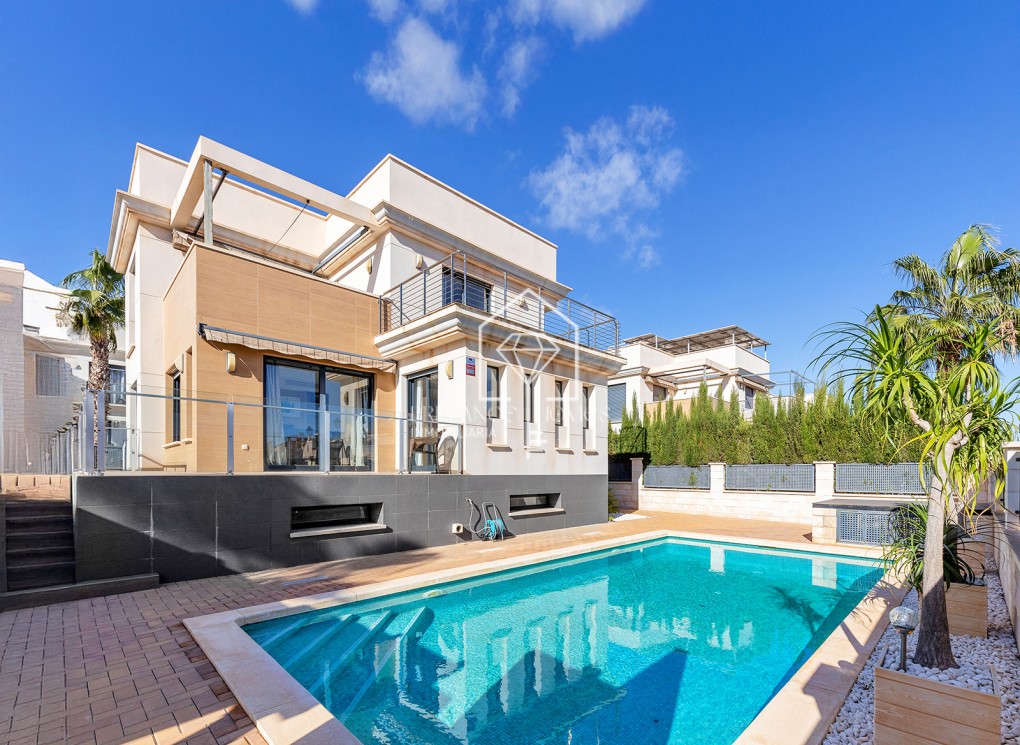 Sale - Villa - Orihuela Costa