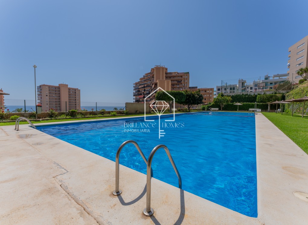 Segunda mano - Apartamento / piso - Los Arenales del Sol - Arenales