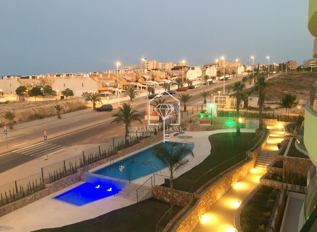Segunda mano - Apartamento / piso - Los Arenales del Sol - Arenales
