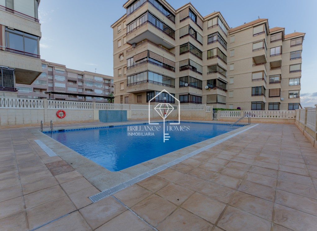 Segunda mano - Apartamento / piso - Los Arenales del Sol - Arenales