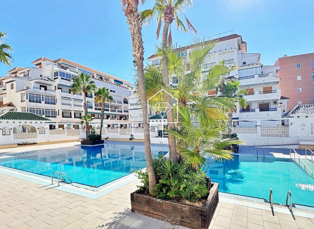 Sprzedaż - Apartament - Torrevieja - La Mata