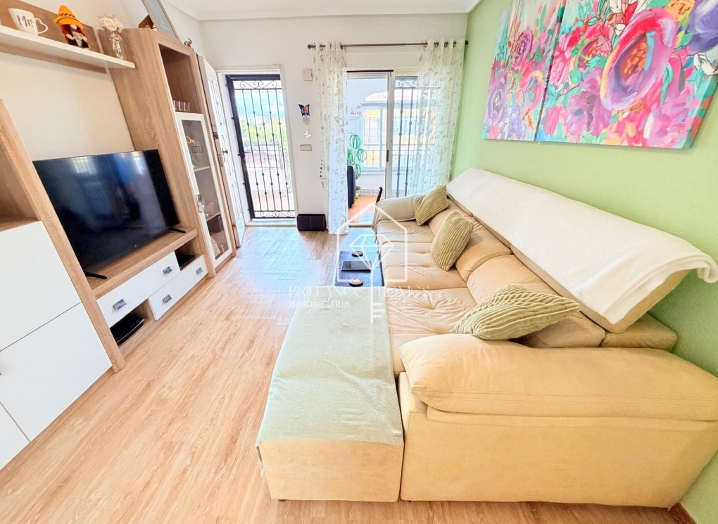Sprzedaż - Apartment/mieszkanie - Los Montesinos - La Herrada