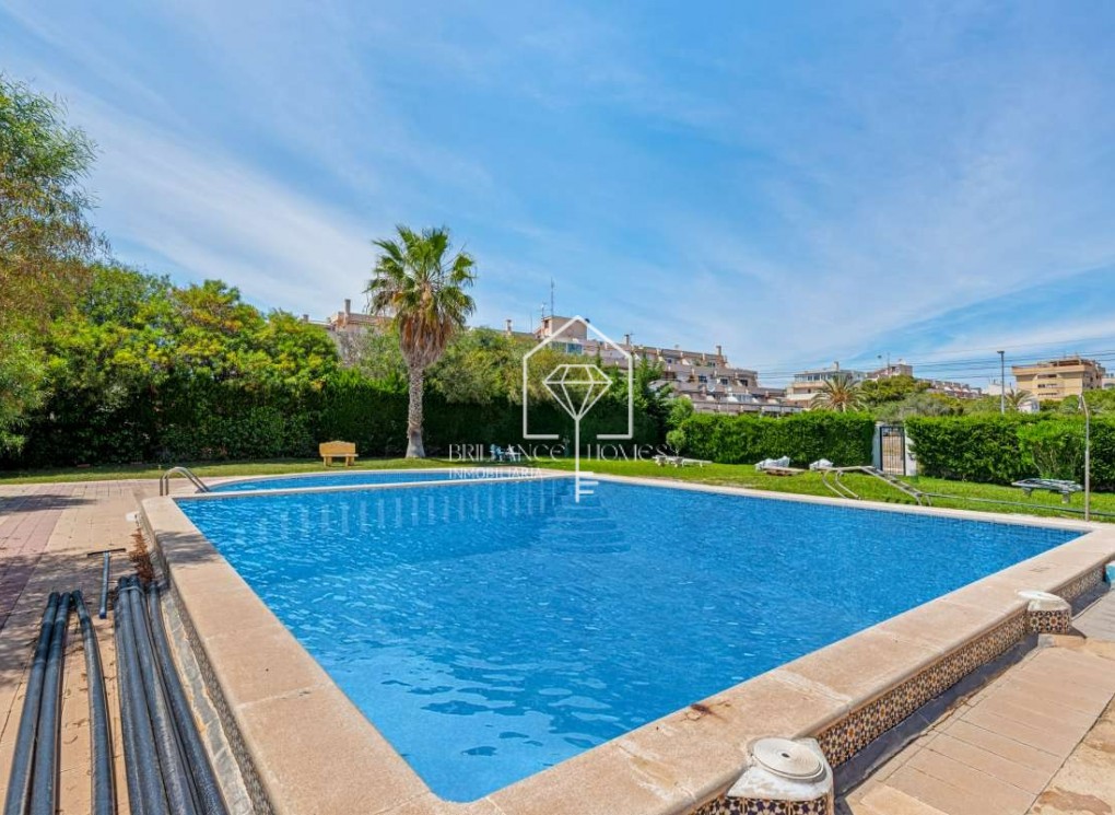 Sprzedaż - Apartment/mieszkanie - Orihuela Costa - Punta Prima