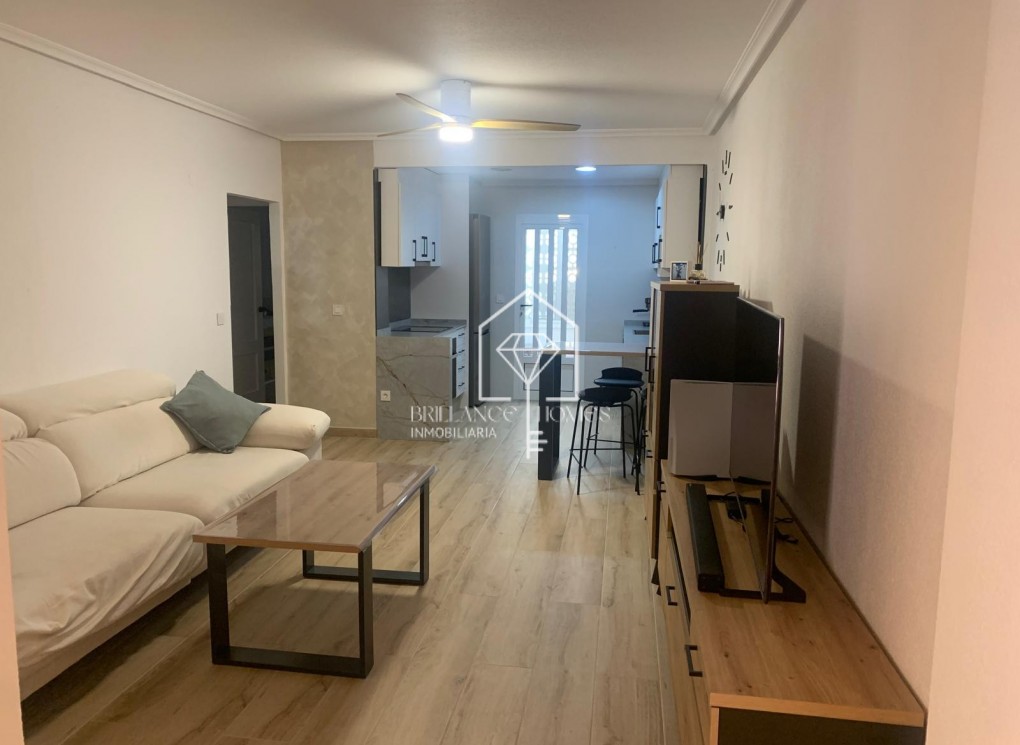 Sprzedaż - Bungalows Planta Baja - Los Arenales del Sol - Arenales