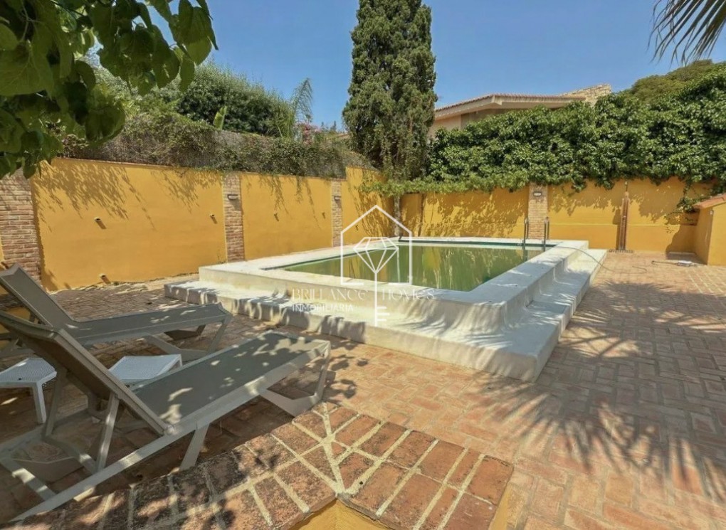 Sprzedaż - Villa - Alicante - Vistahermosa