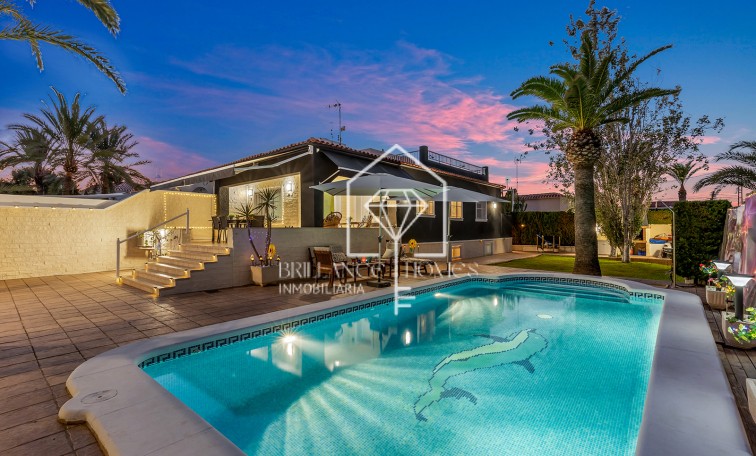 Villa - Revente - Torrevieja - Rocio del Mar