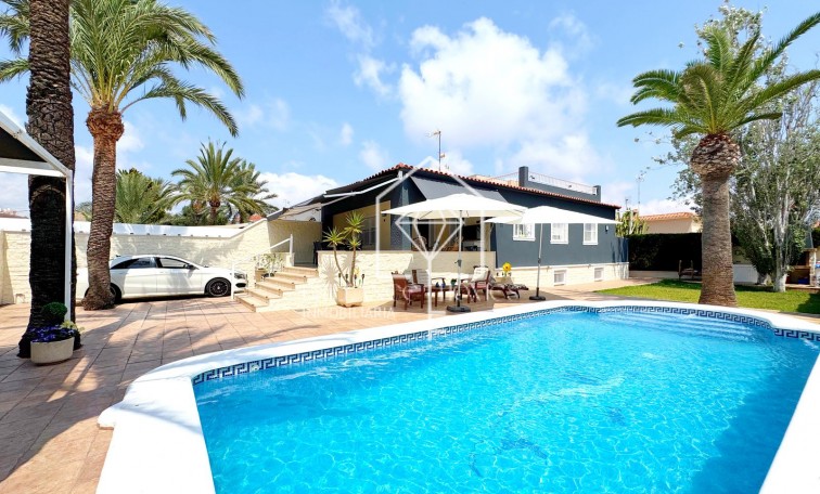 Villa - Segunda mano - Torrevieja - Rocio del Mar