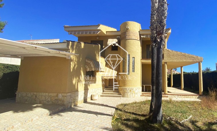Villa - Sprzedaż - Alicante - Campoamor