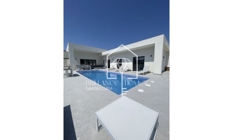Villas - Obra nueva - Pinoso - 03569