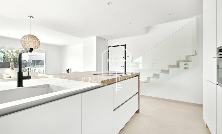 Obra nueva - Detached chalet - Los Montesinos - 03187