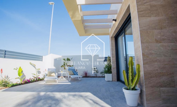 Obra nueva - Detached chalet - Los Montesinos - 03187