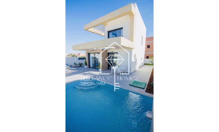 Obra nueva - Detached chalet - Los Montesinos - 03187