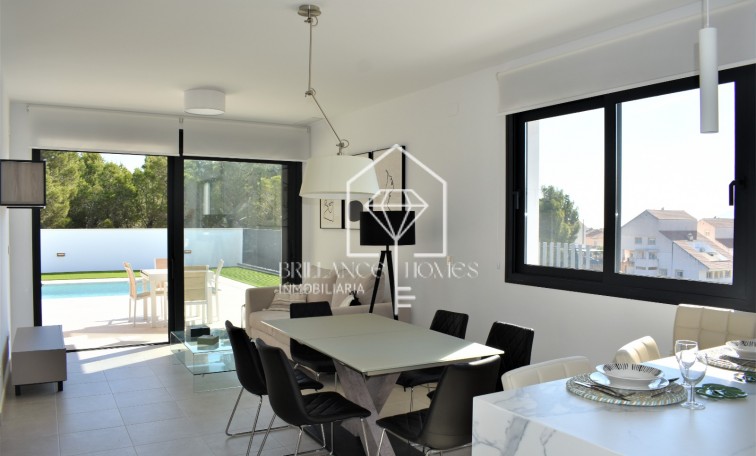 Obra nueva - Villas - La Nucía - 03530