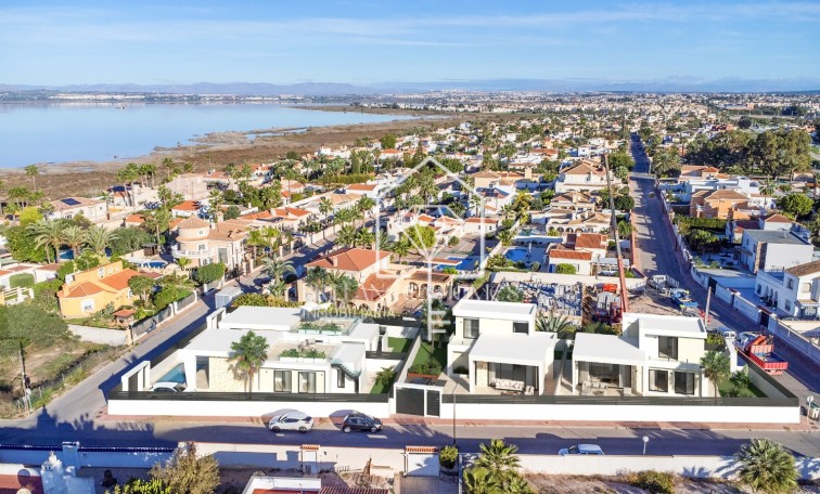 Obra nueva - Villas - Torrevieja - 03186
