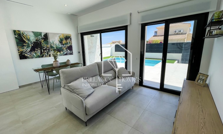 Obra nueva - Villas - Pilar de la Horadada - 03191