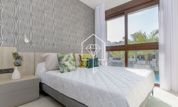 Obra nueva - Bungalows - Torrevieja - 03186