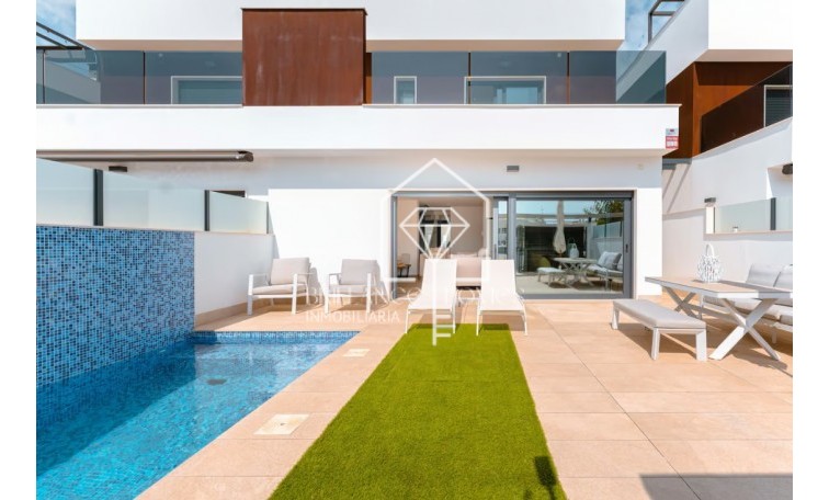 Obra nueva - Terraced houses - Pilar de la Horadada - 03190