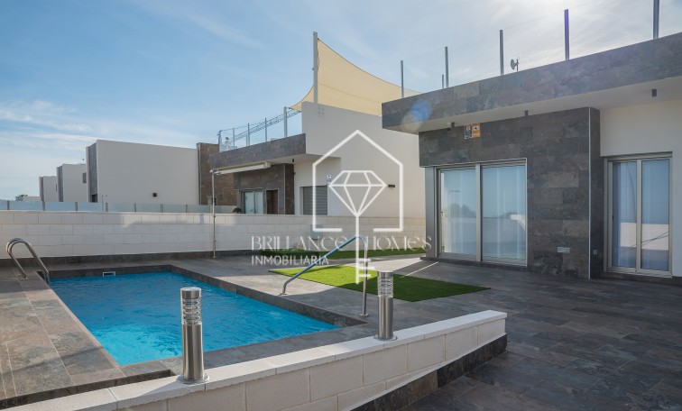 Obra nueva - Villas - Orihuela - 03189