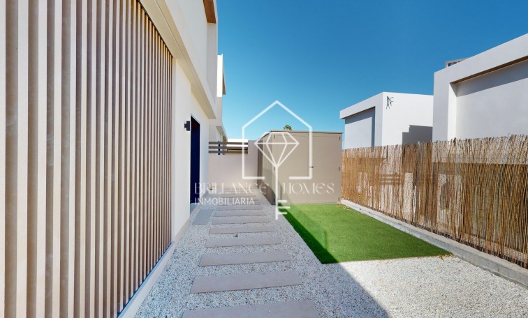 Obra nueva - Villas - Orihuela - 03189