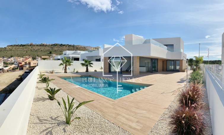 Obra nueva - Villas - Benijofar - 03178