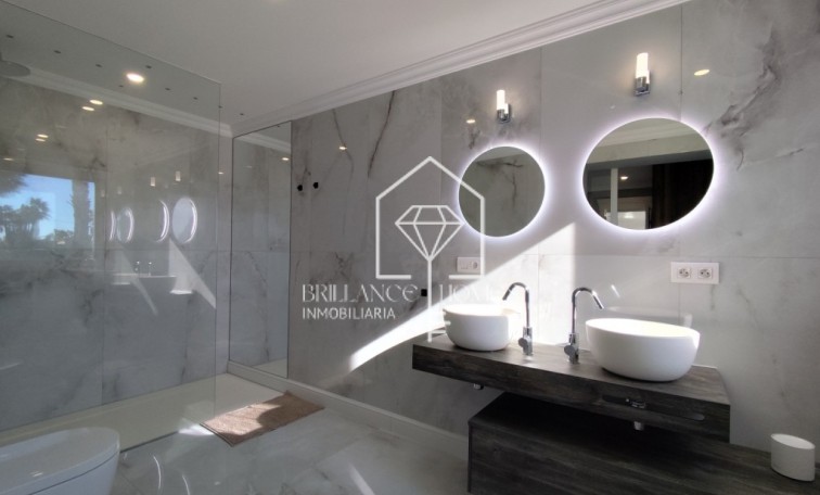 Segunda mano - Villa - El Mudamiento