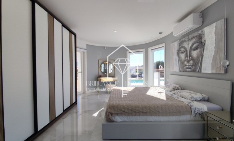 Segunda mano - Villa - El Mudamiento