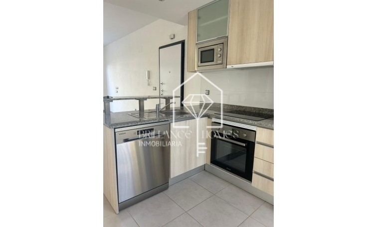 Segunda mano - Apartamento / piso - Los Arenales del Sol - Arenales