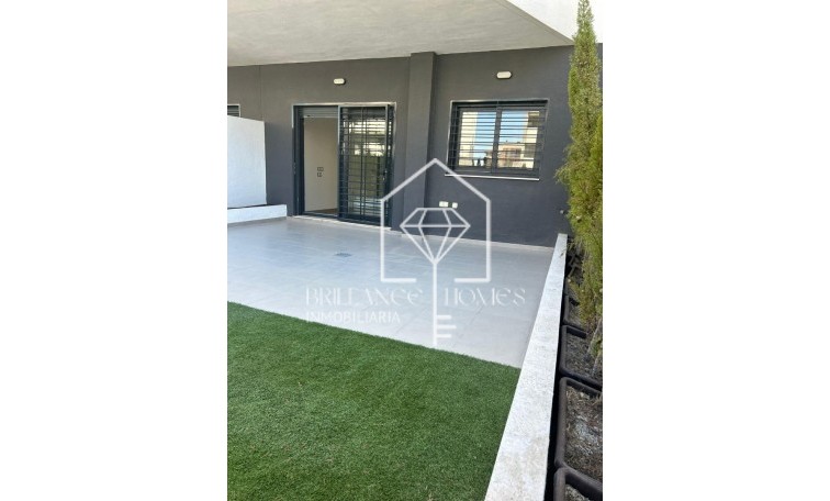 Segunda mano - Apartamento / piso - Los Arenales del Sol - Arenales