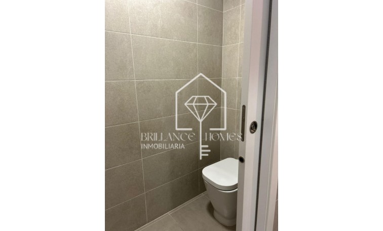 Segunda mano - Apartamento / piso - Los Arenales del Sol - Arenales