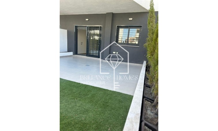 Segunda mano - Apartamento / piso - Los Arenales del Sol - Arenales