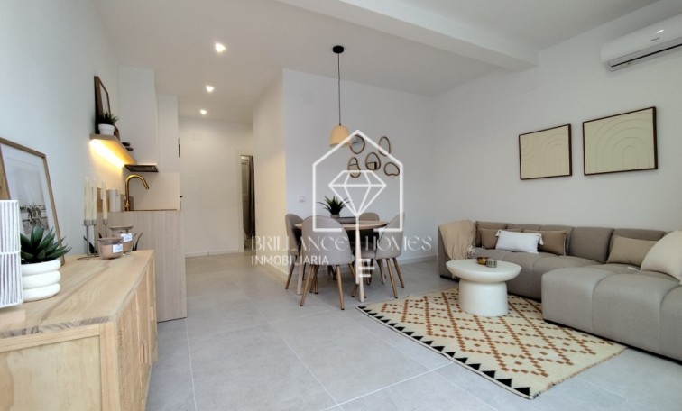Resale - Townhouse - La Siesta