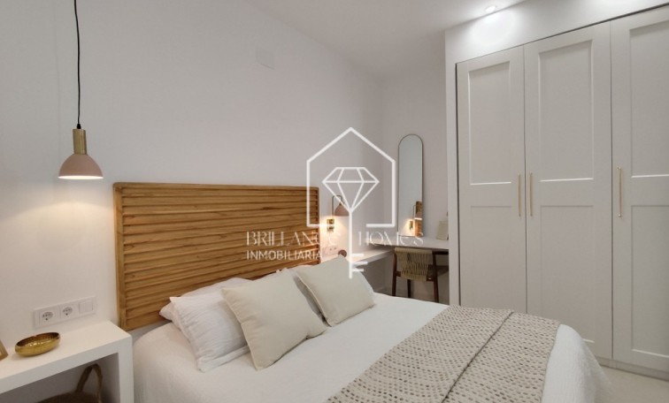 Resale - Townhouse - La Siesta