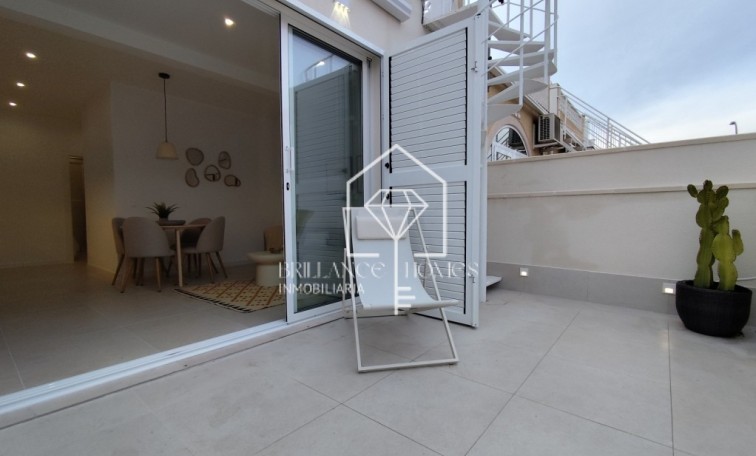 Resale - Townhouse - La Siesta