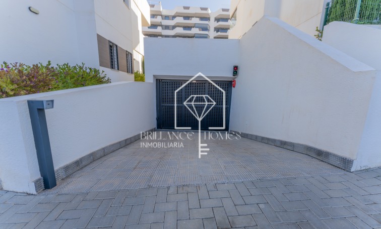 Resale - Wohnung - Los Arenales del Sol - Arenales