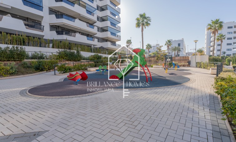Resale - Wohnung - Los Arenales del Sol - Arenales