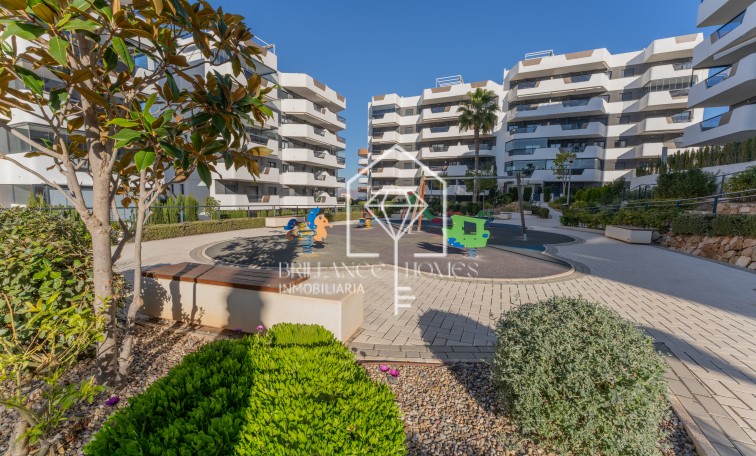 Resale - Wohnung - Los Arenales del Sol - Arenales