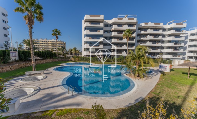 Resale - Wohnung - Los Arenales del Sol - Arenales