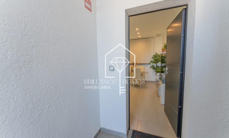 Resale - Wohnung - Los Arenales del Sol - Arenales