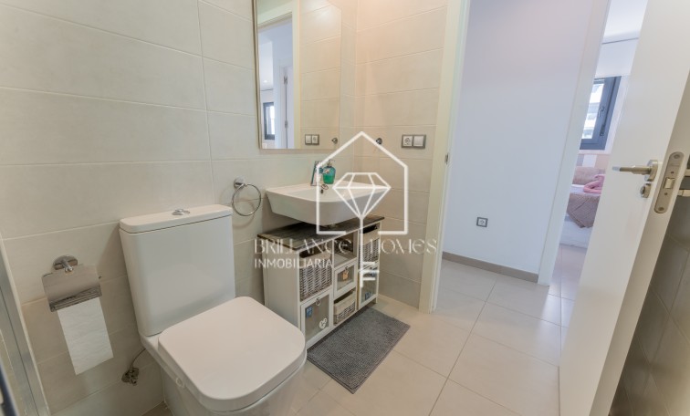 Resale - Wohnung - Los Arenales del Sol - Arenales