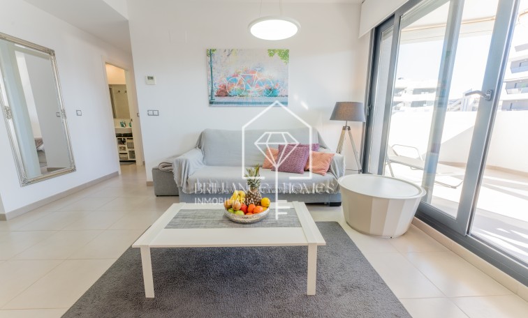 Resale - Wohnung - Los Arenales del Sol - Arenales