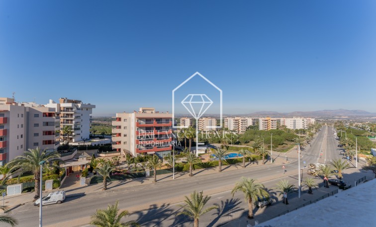 Resale - Wohnung - Los Arenales del Sol - Arenales